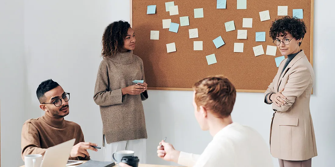 Effective Use of Presenter Notes To Improve The Flow of Your Presentations